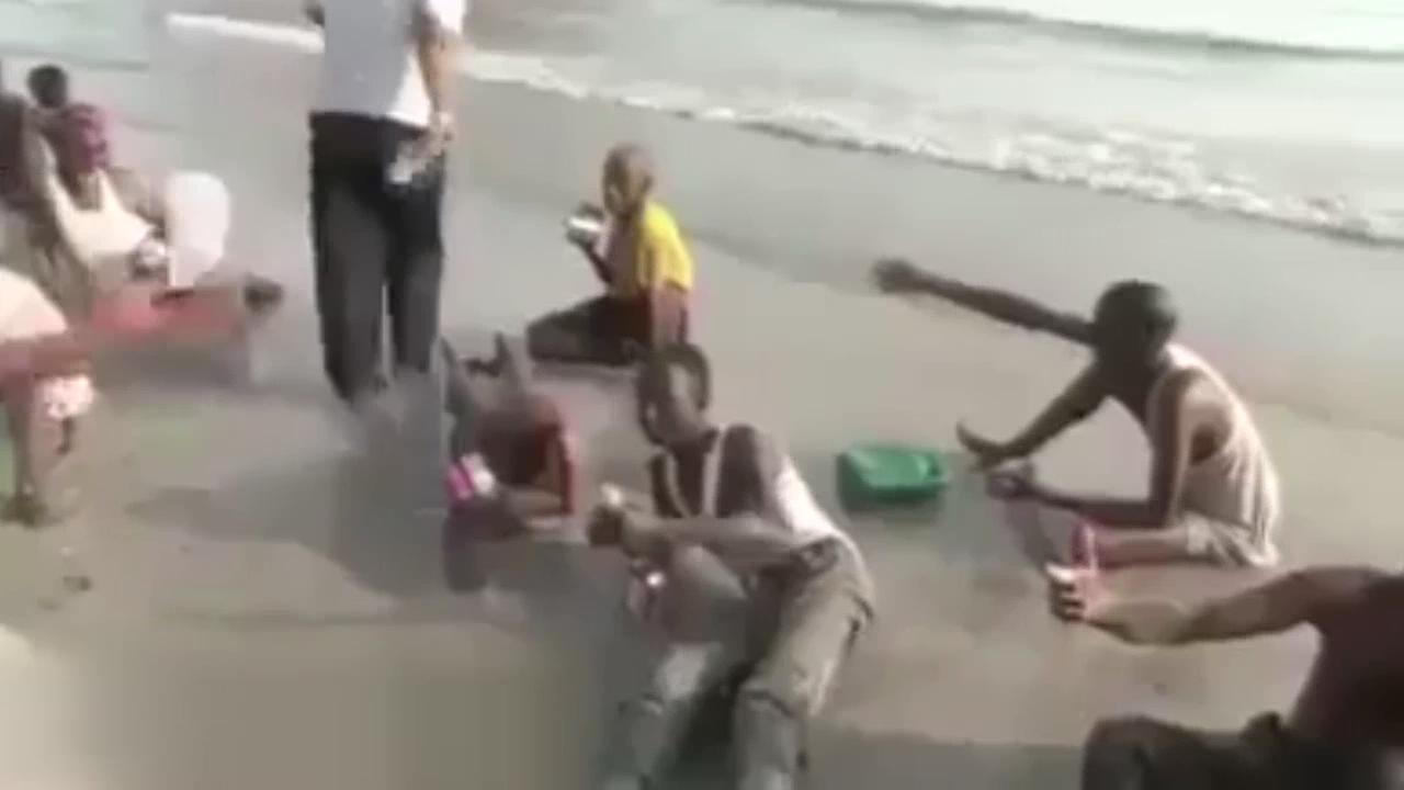 Akdeniz'de göçmen faciası! 400 Somalili göçmen boğuldu