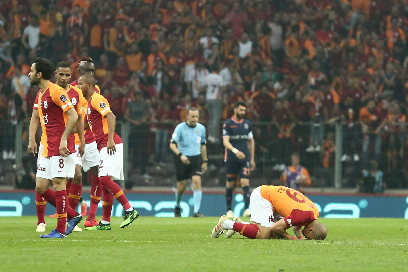 2018 - 2019 şampiyonu Galatasaray