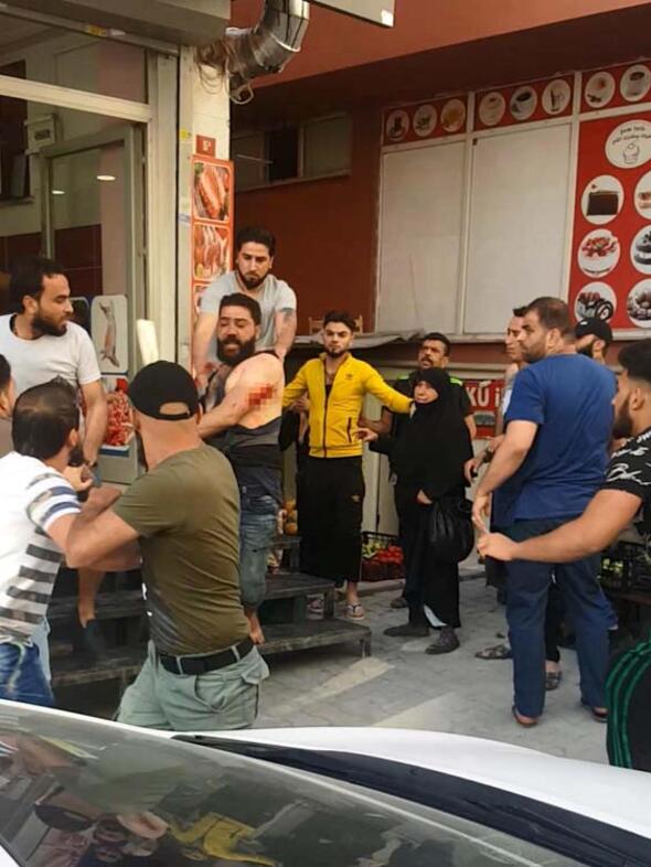 Esenyurt'ta dehşet dolu anlar kameraya böyle yansıdı