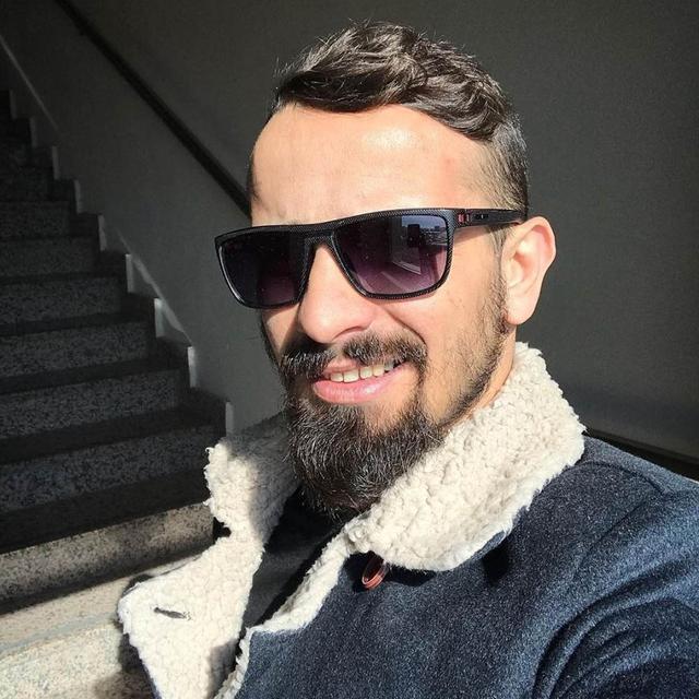 Yardım istemeye gittiği kum ocağında tabancayla öldürüldü
