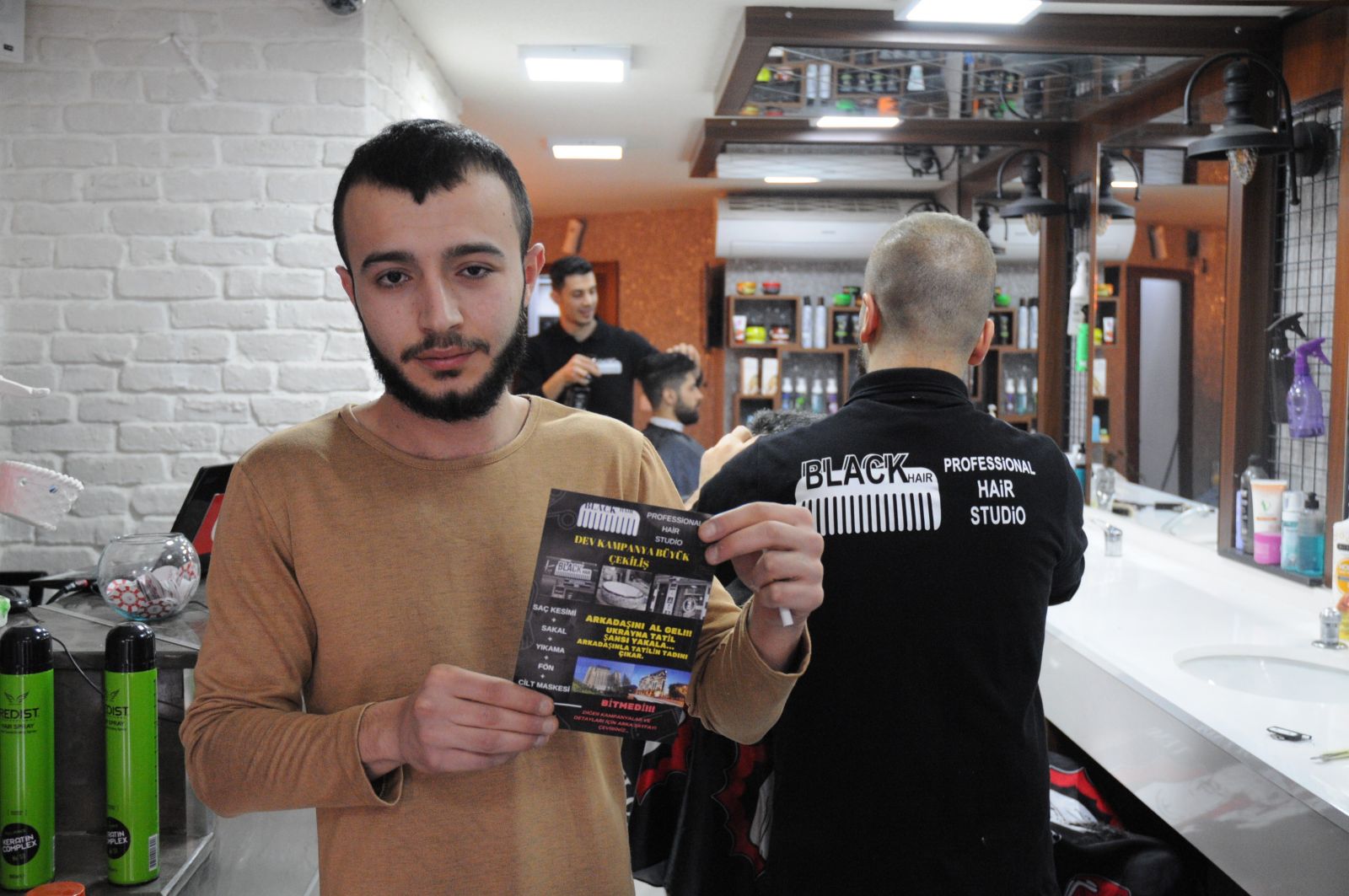 İlginç kampanya! Saç kestirene Ukrayna tatili!