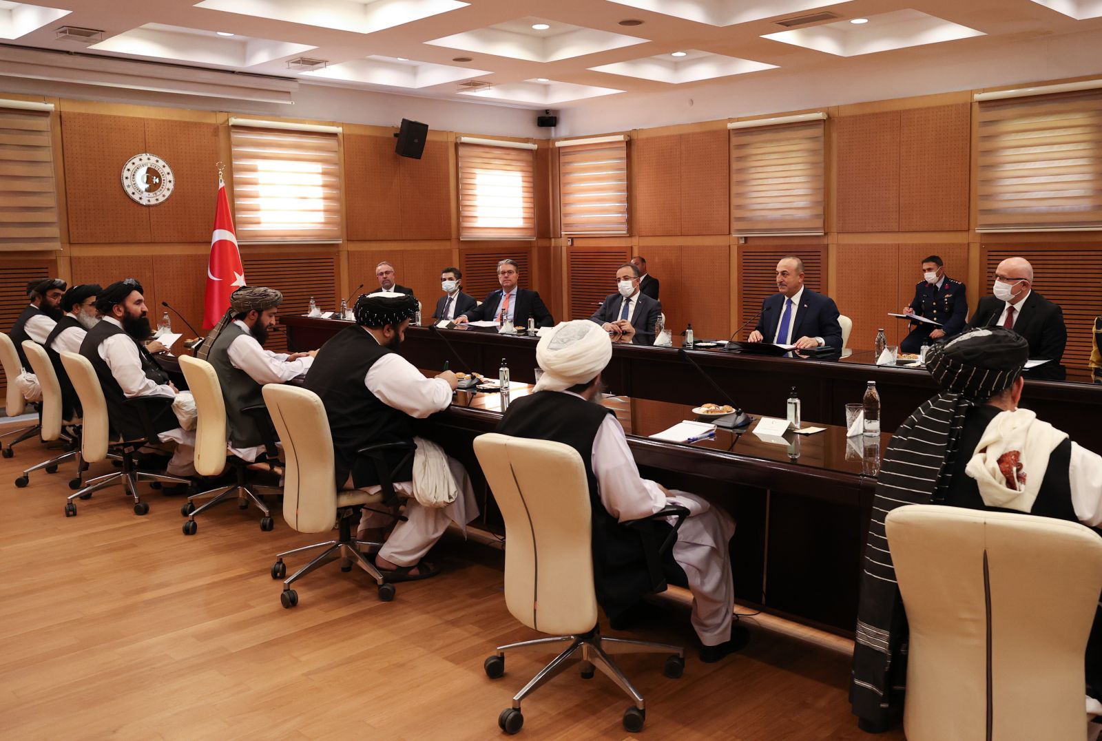 Çavuşoğlu, Taliban heyeti ile yaptığı görüşmenin detaylarını açıkladı