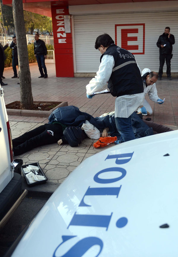 Erkek kardeşi tarafından öldürülen 2 kız kardeşin annesi şoke etti!