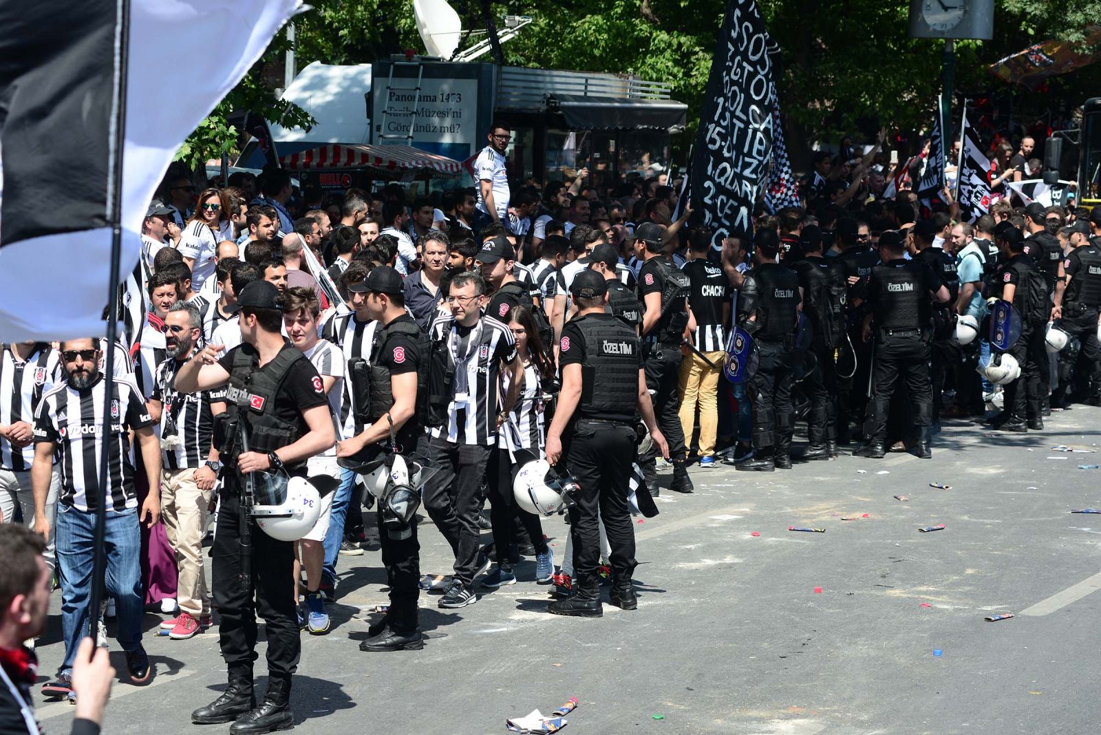 Beşiktaş taraflarından erken şampiyonluk kutlaması