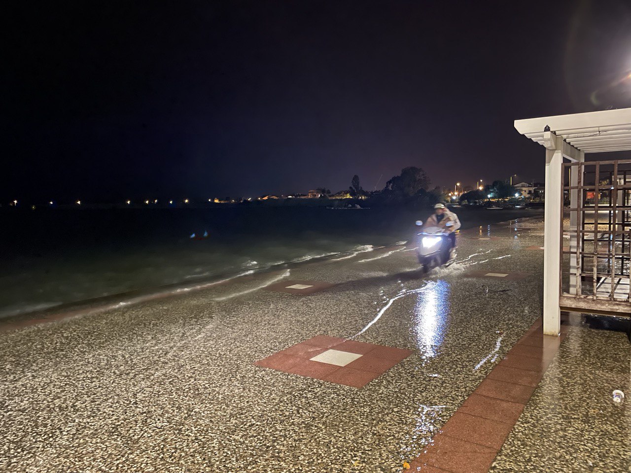 Fethiye’de deniz taştı