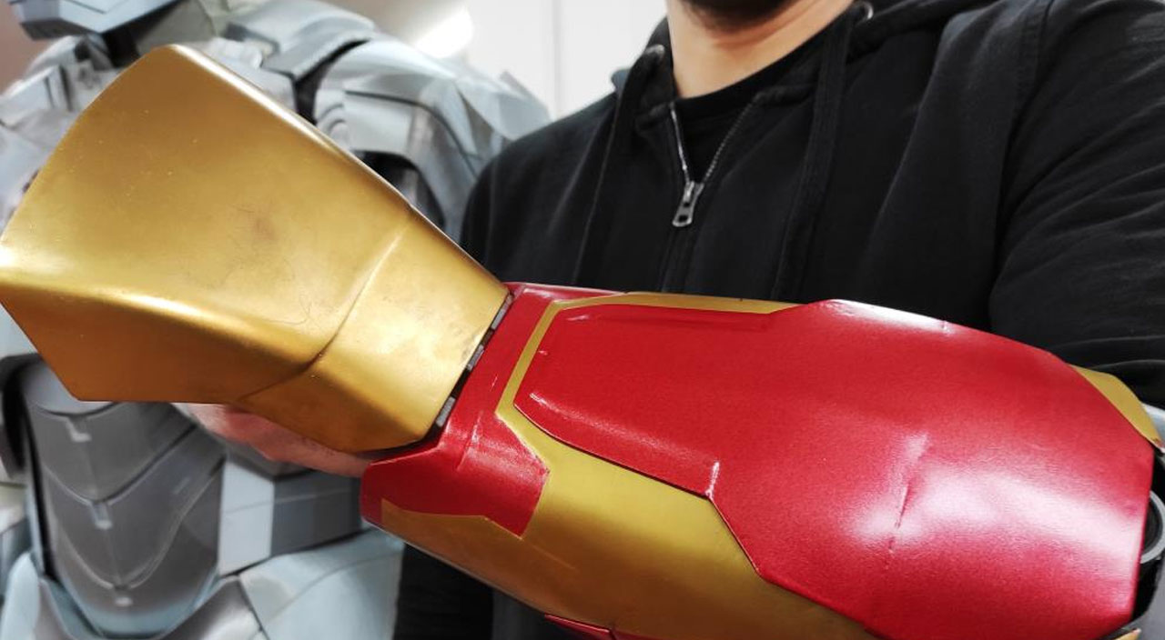 Yerli Iron Man: Derisinin altına yerleştirdiği çiple ateş edebiliyor