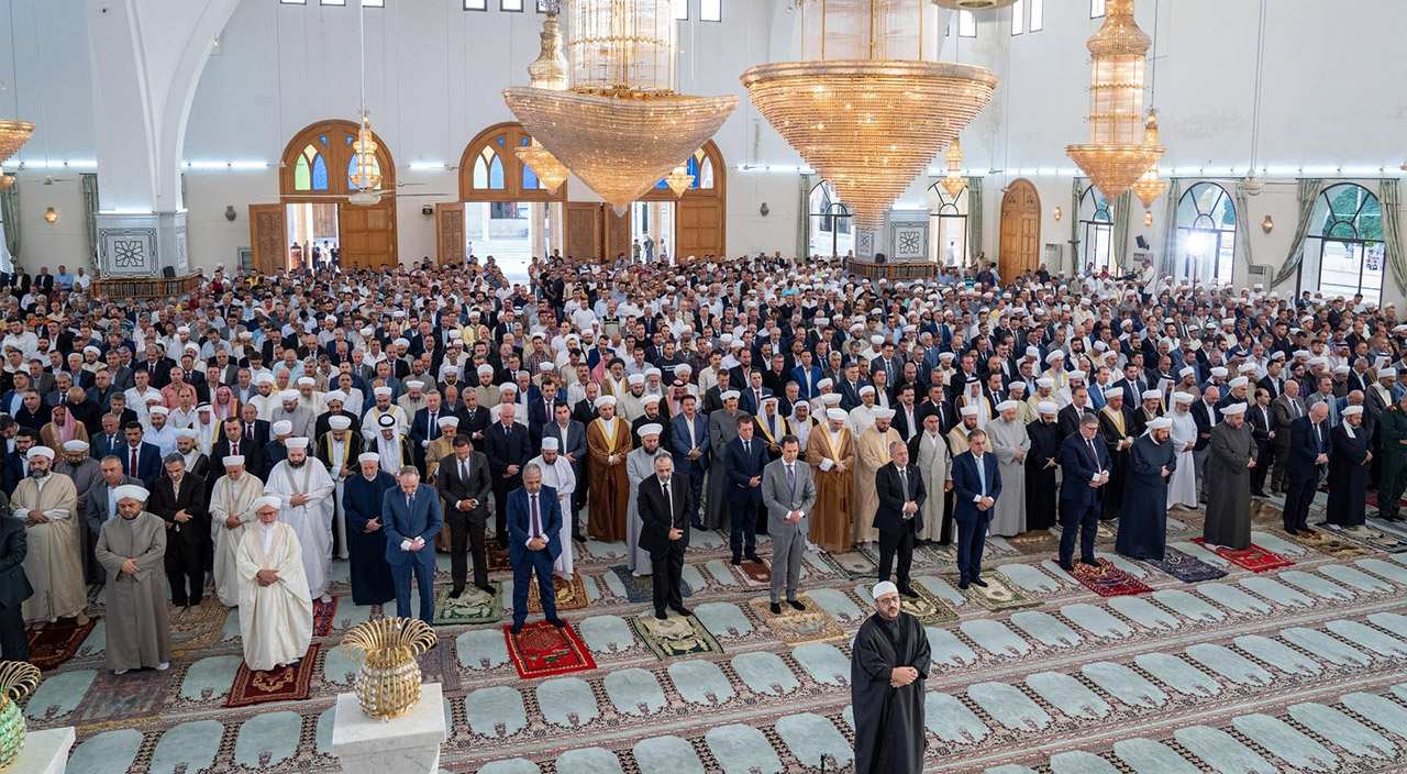 Esad ailesi ile propaganda yaptı: 11 yıl sonra Halep ziyareti