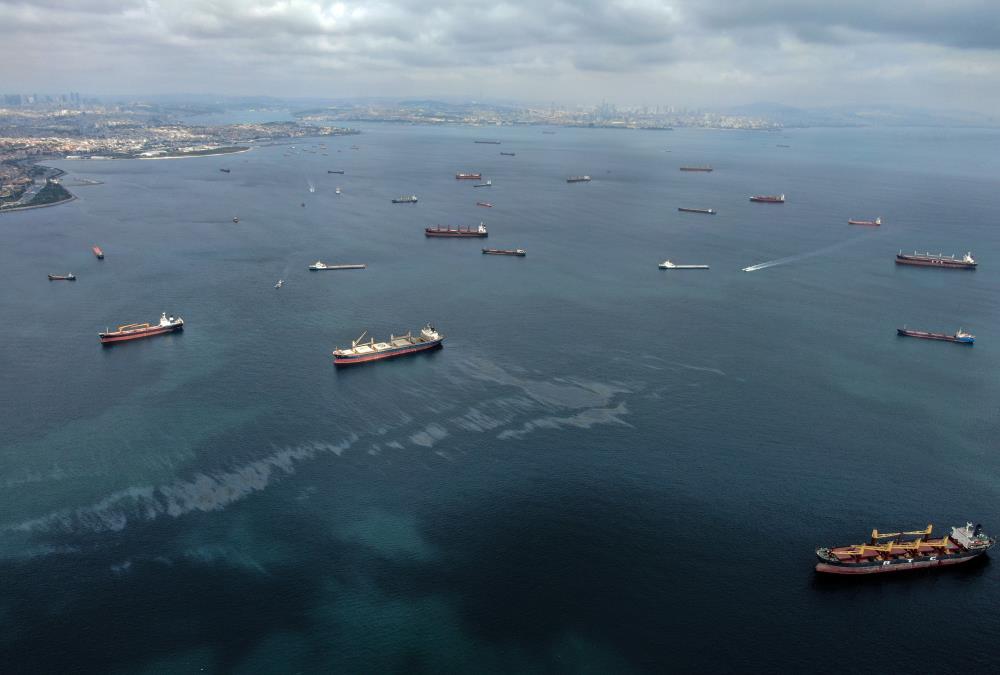Zeytinburnu sahilinde korkutan görüntü