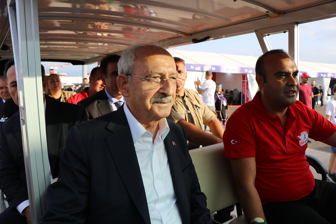 Kemal Kılıçdaroğlu, TEKNOFEST'e gitti