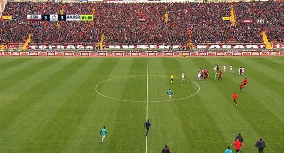 Eskişehir’de olaylı maç! 12 dakika uzatma verildi...