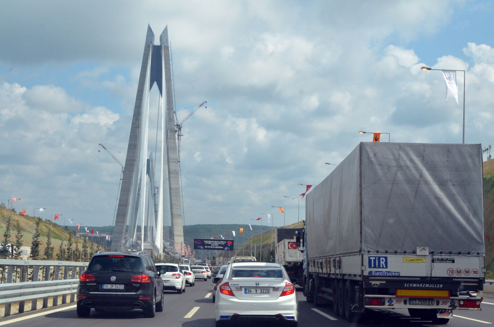 3. köprüdeki selfie çılgınlığı trafiği felç etti