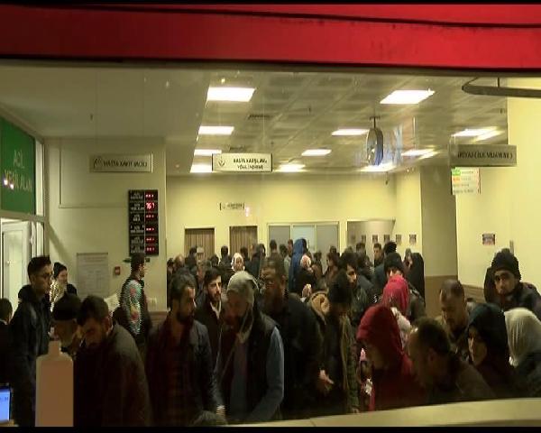 Dün gece İstanbul'daki hastanelerin acil servisleri doldu taştı...
