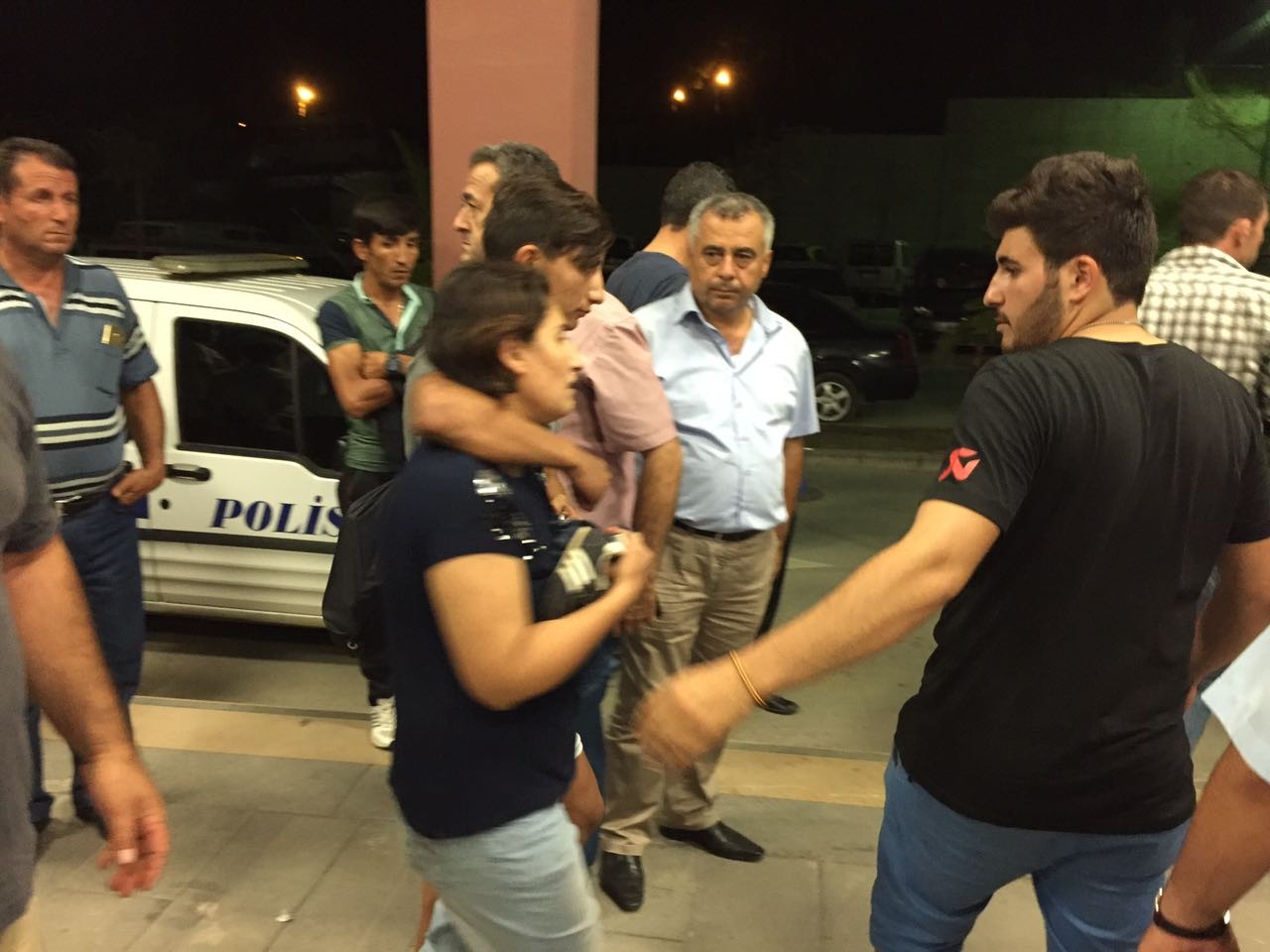 Antalya'da kepçe altında kalan çocuk hayatını kaybetti