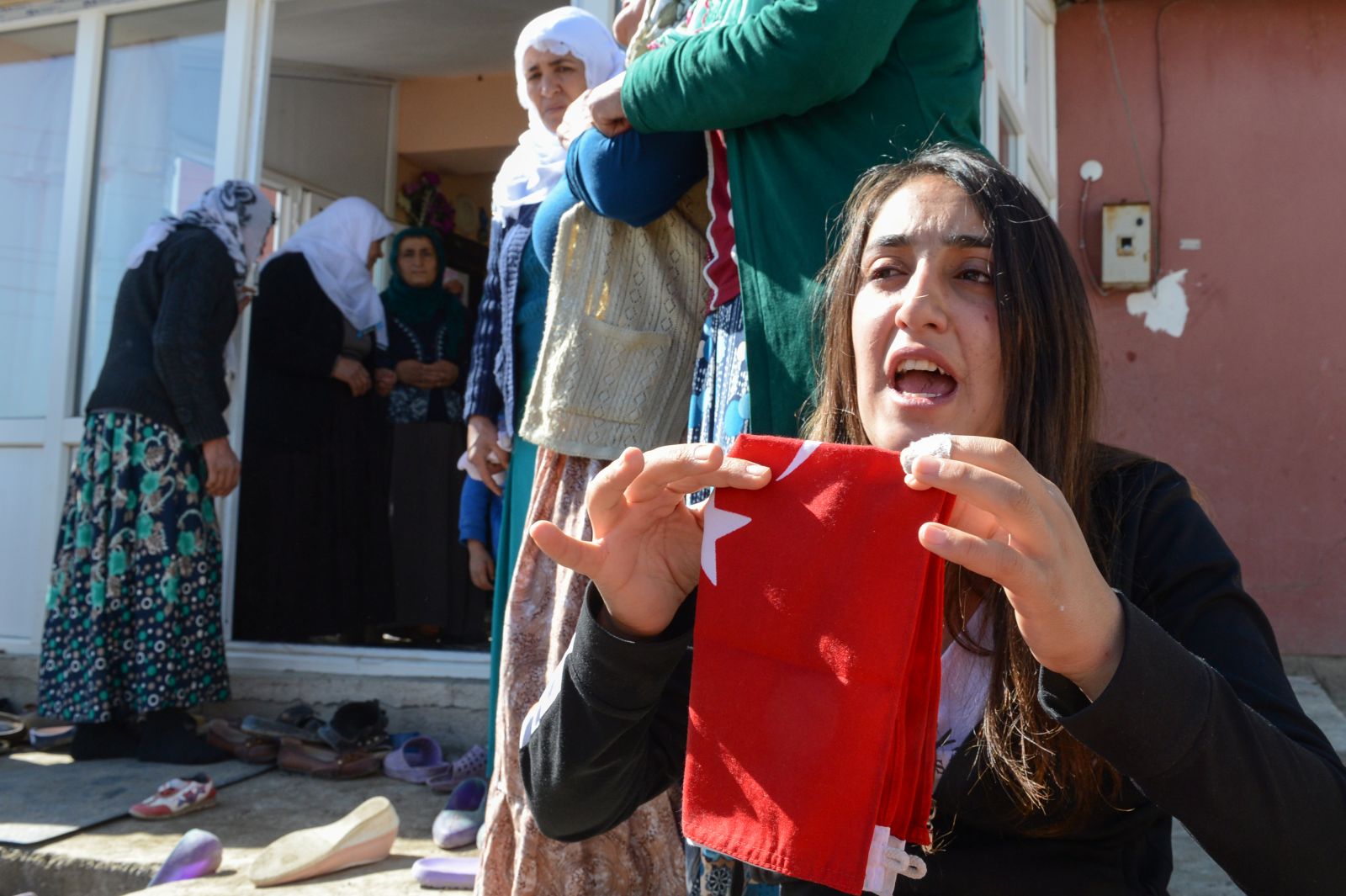 Öldürülen AK Partil'i başkanın kızından PKK'ya tokat gibi sözler