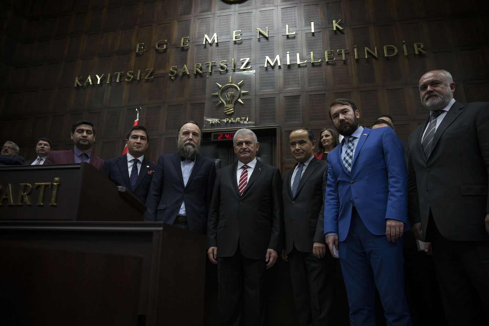AK Parti grubunda sürpriz isim
