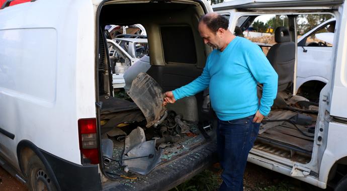 Kaza yapan aracı 'taksit taksit' çaldılar
