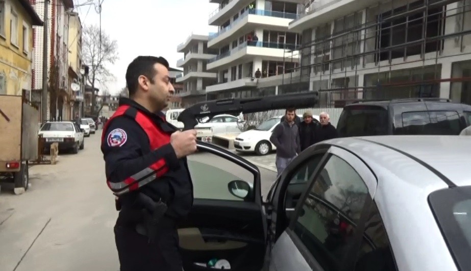 Reina'yı kana bulayan terörist her yerde aranıyor