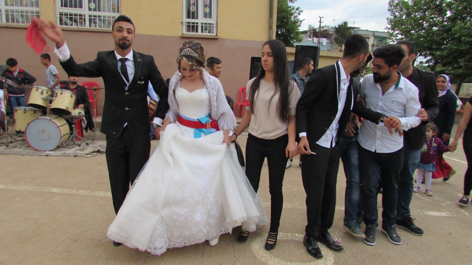 Ukraynalı mühendis kız, Gaziantep'li inşaat işçisi ile evlendi