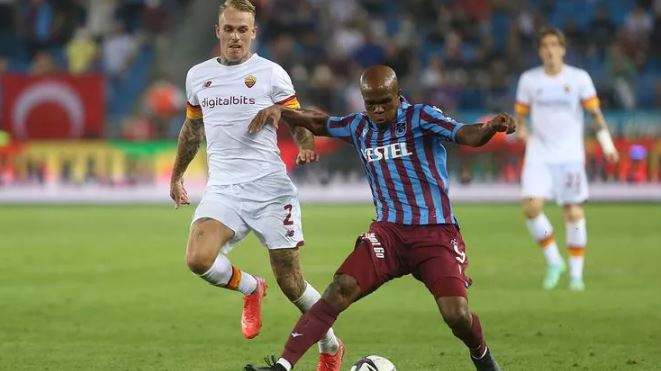 Trabzonspor’un forma satışlarına yöneticilerden tam destek