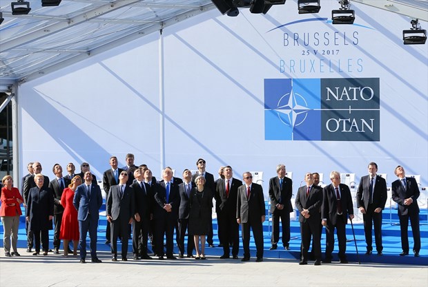 Liderler devir teslim törenine katıldı