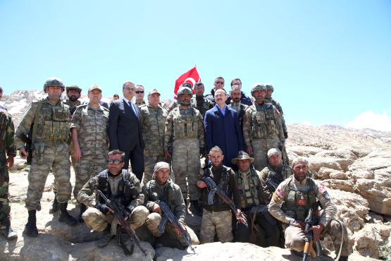 Şehit komutandan gözyaşlarına boğan şiir