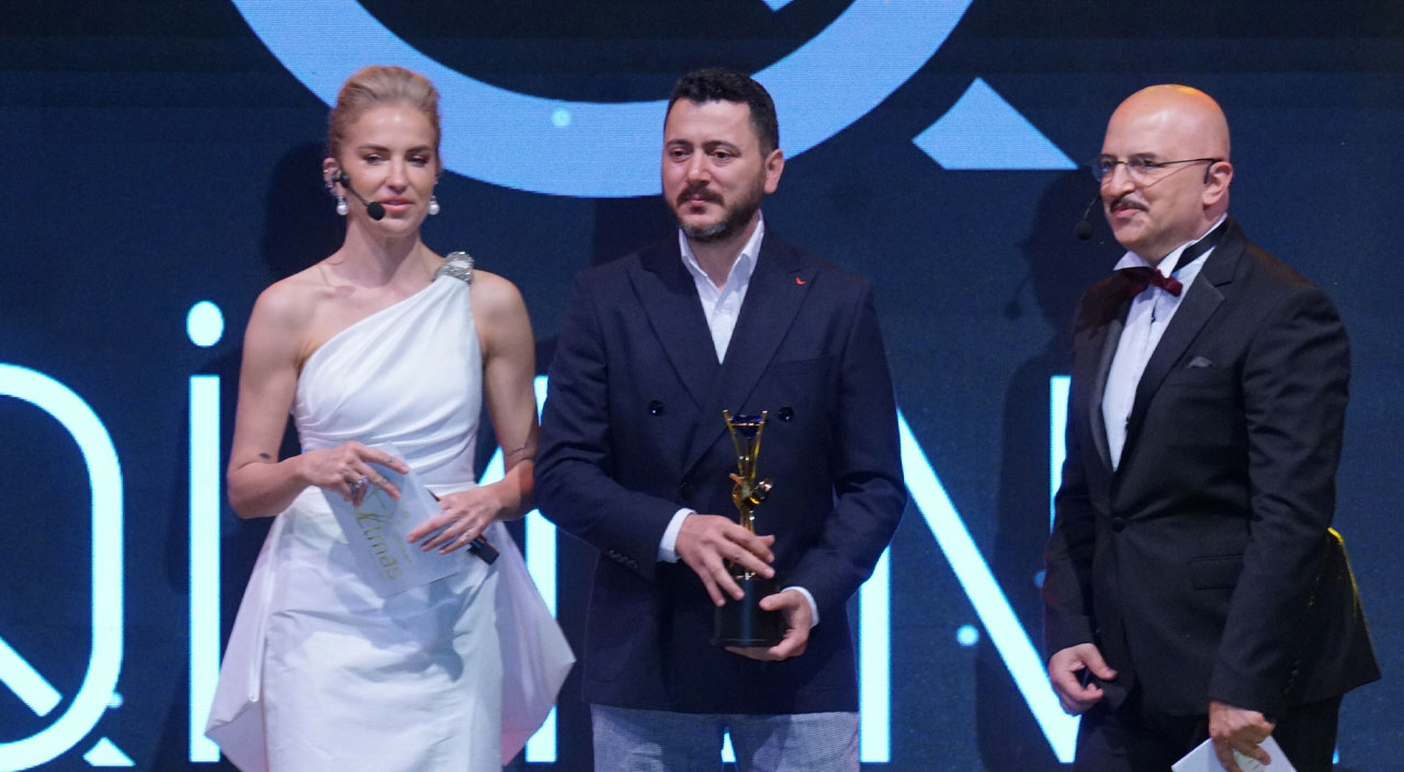 2. Uluslararası Elmas Ödülleri görkemli bir törenle sahiplerini buldu