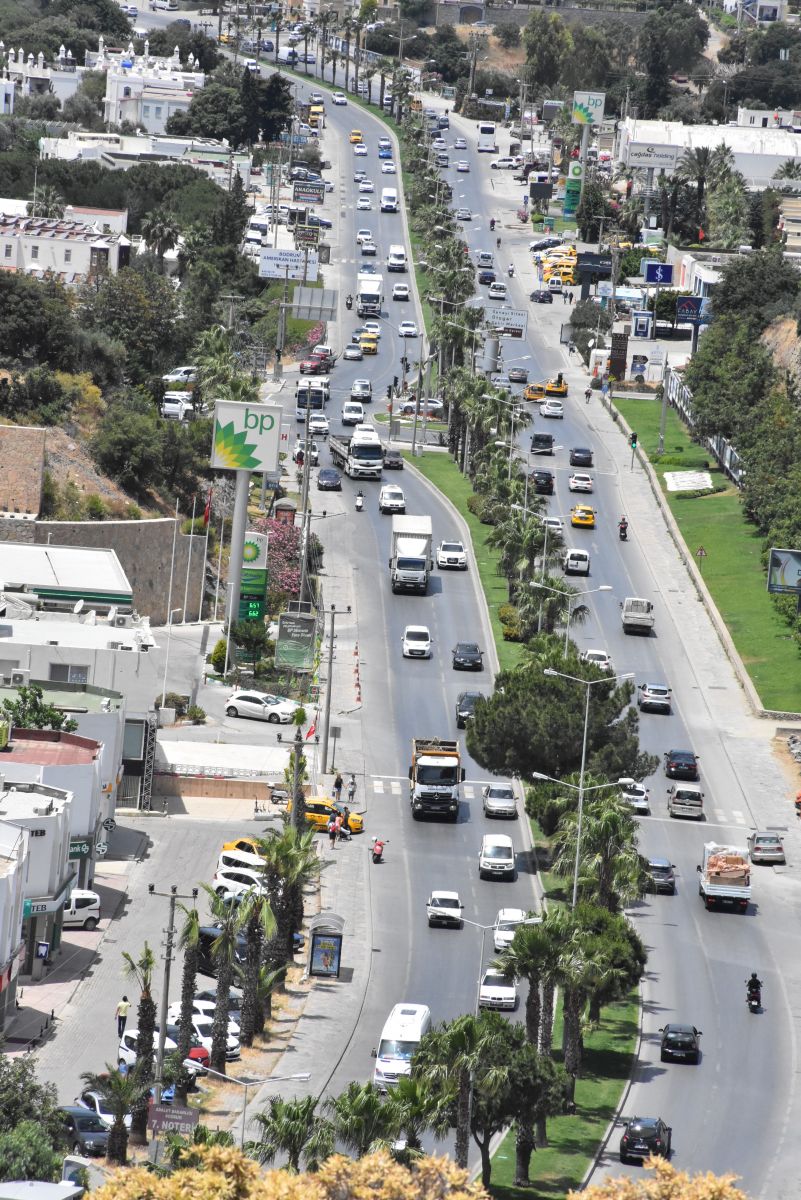 Bodrum'da adım atacak yer kalmadı