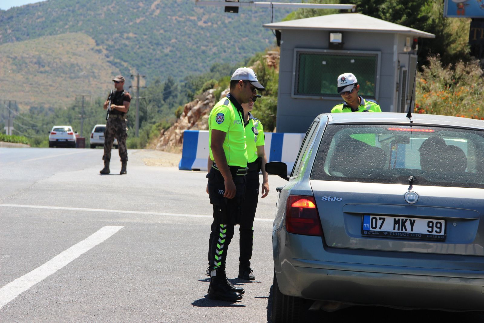 Bodrum'da adım atacak yer kalmadı Bodrum'da adım atacak yer kalmadı