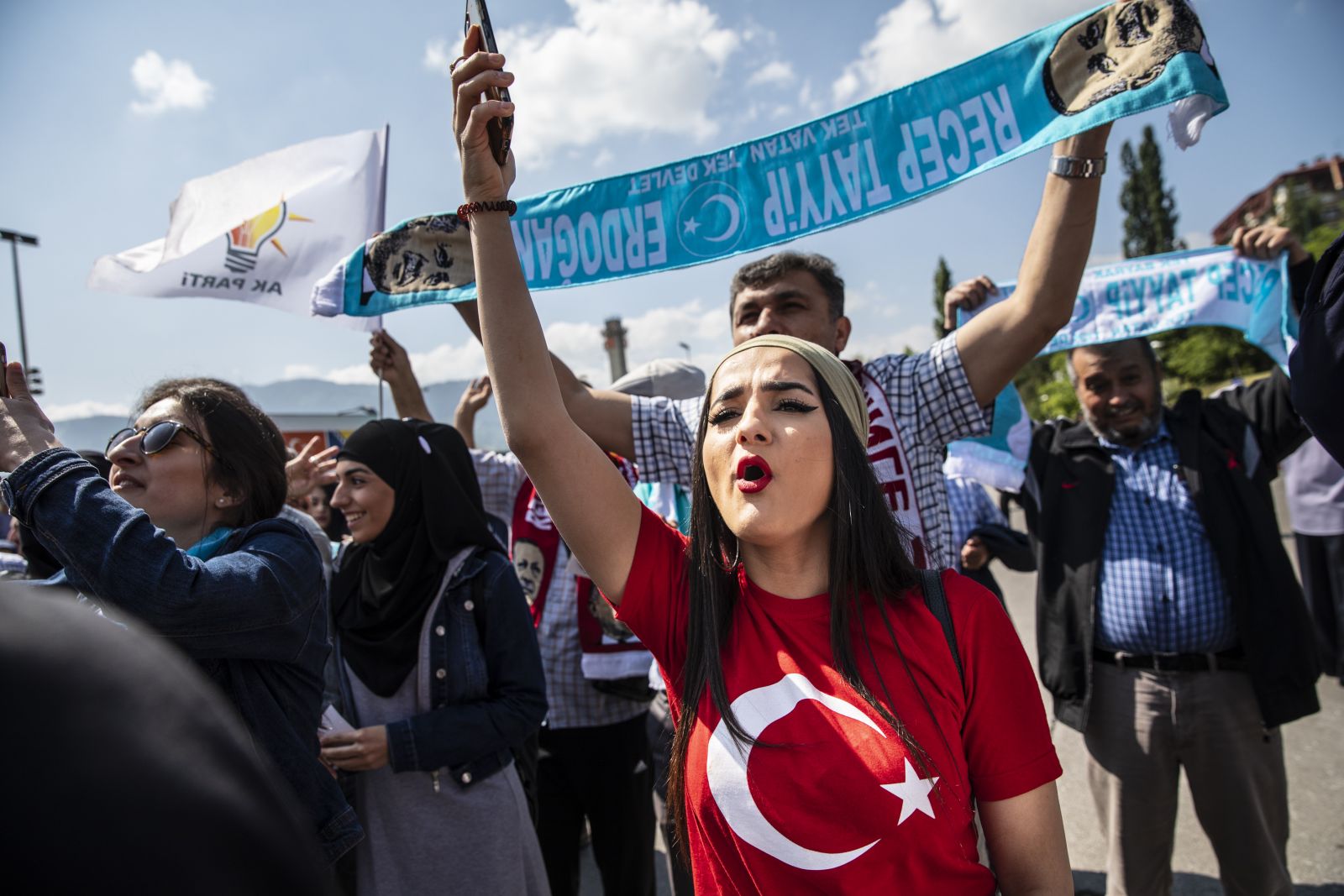 Cumhurbaşkanı Erdoğan'a Saraybosna'da sıcak karşılama