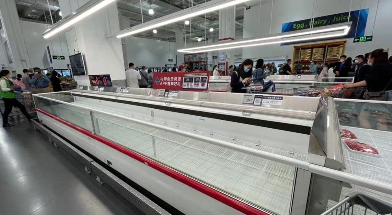 Pekin’de vakalar arttı, market rafları boşaldı