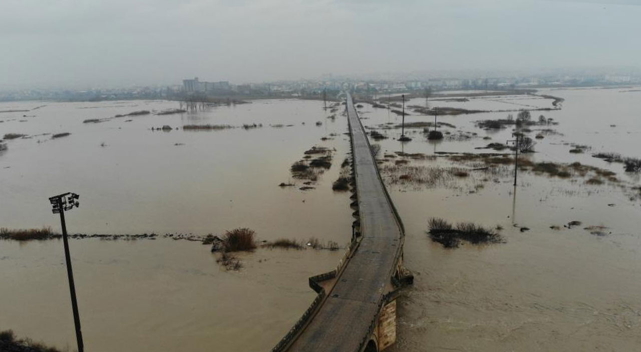 Ergene'de turuncu alarm: Tarım arazileri sular altında kaldı