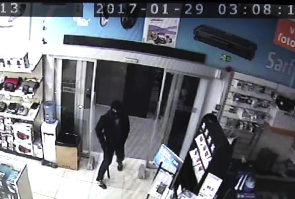 Gasp ettiklerinin parasıyla Umre'ye gitti