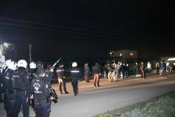 Mersin'de tehlikeli gerginlik! Sopalarla geldiler