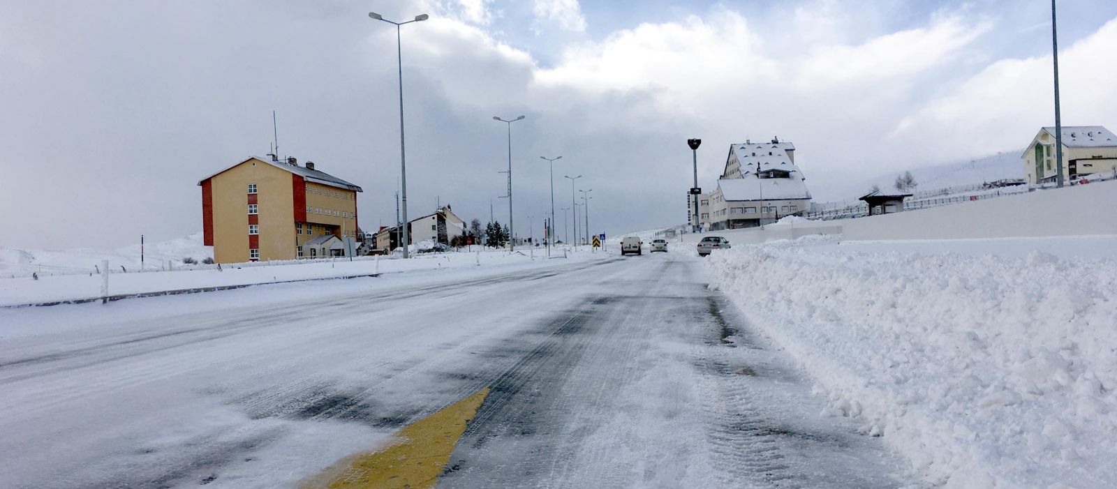 Erciyes'te kar kalınlığı 20 santime ulaştı
