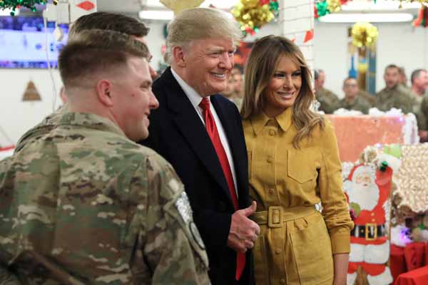 Donald Trump Irak'a gitti