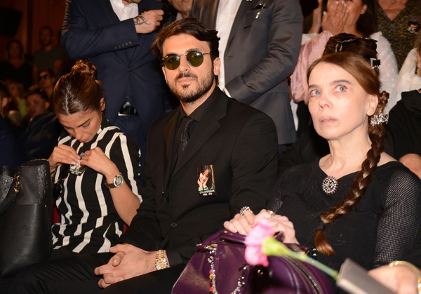 Oya Aydoğan'ın oğlu annesine böyle veda etti