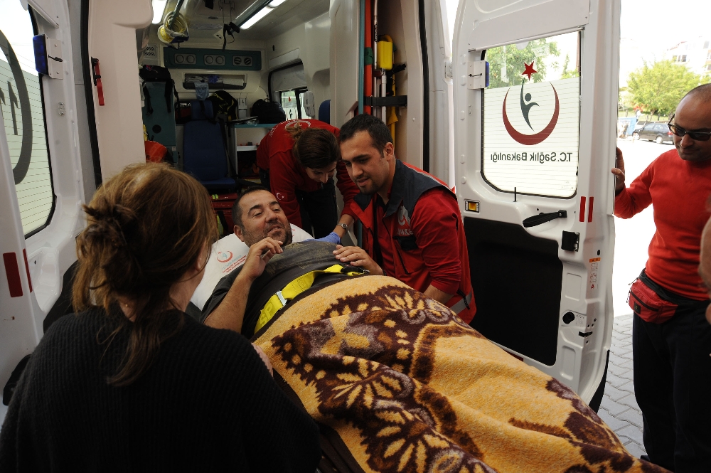 Ata Demirer kaza geçirdi, işte son durumu!