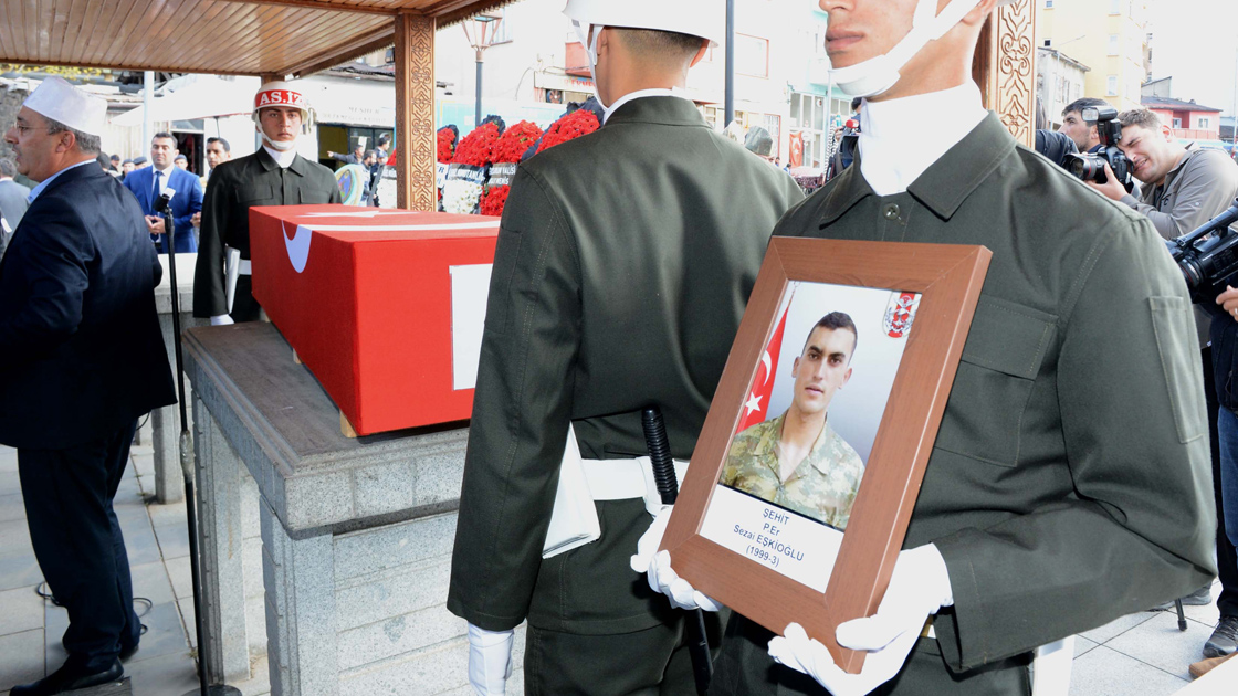 Şehitlerimizi uğurladık