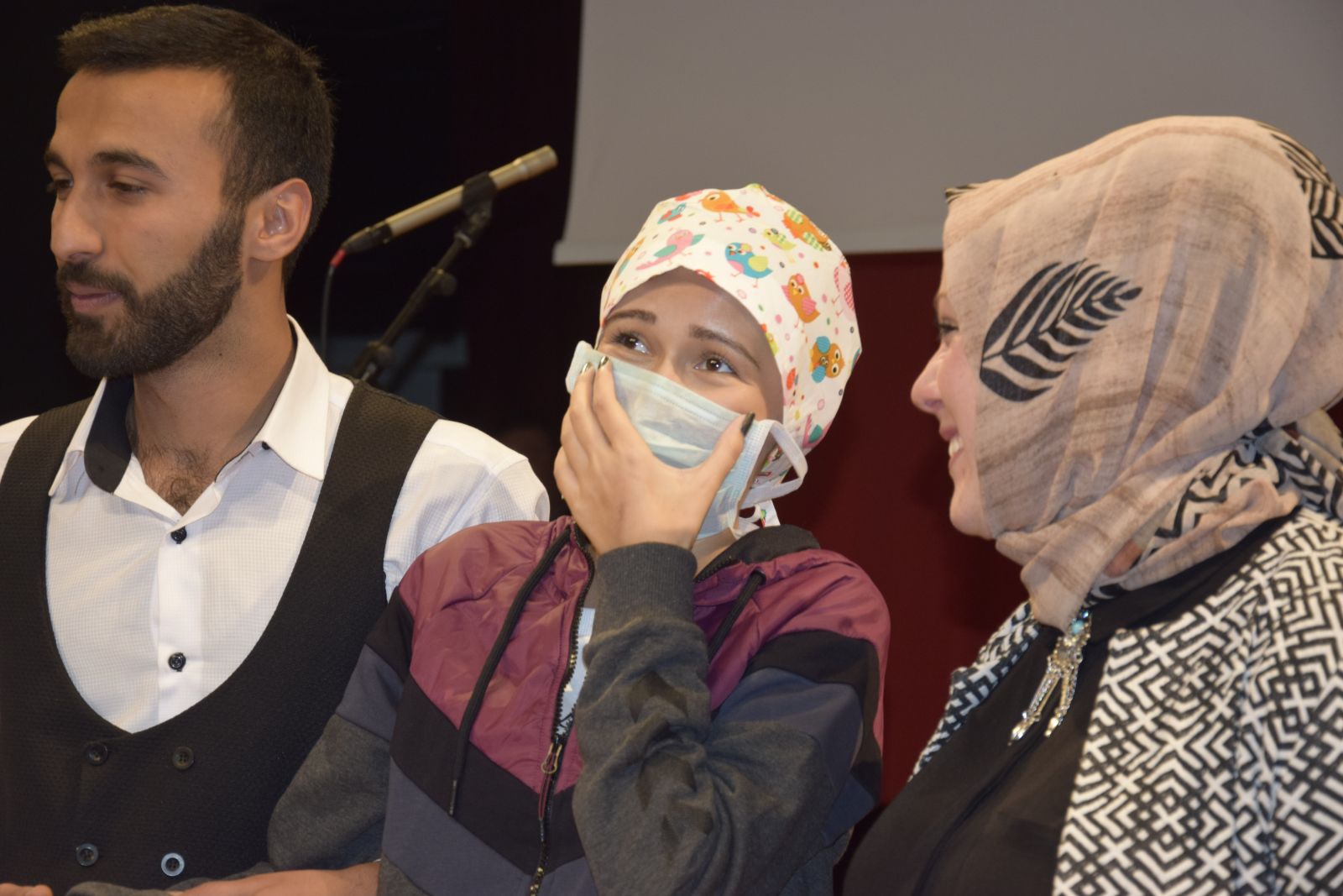 Mide kanseri olan İrem'den kahreden haber