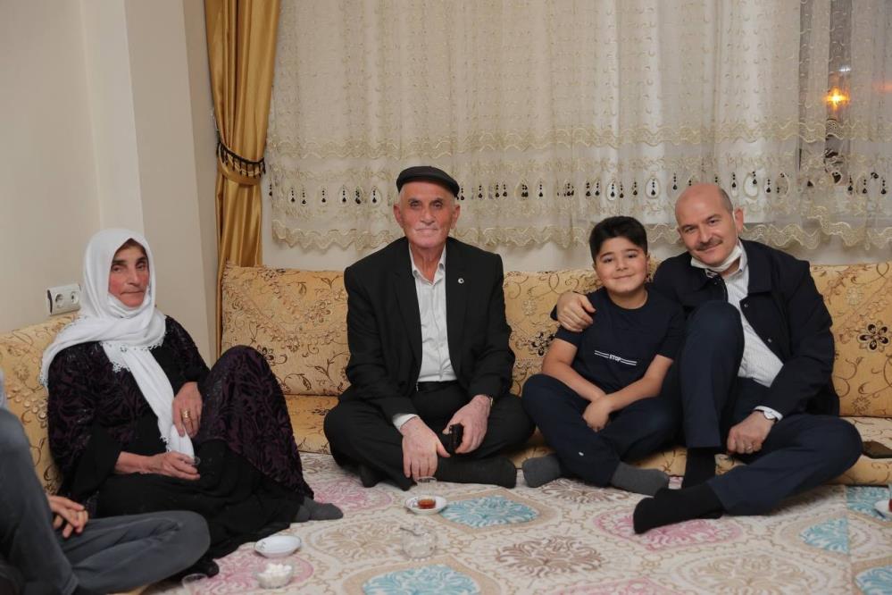 Bakan Soylu, son iftarı Kamalı ailesi ile yaptı