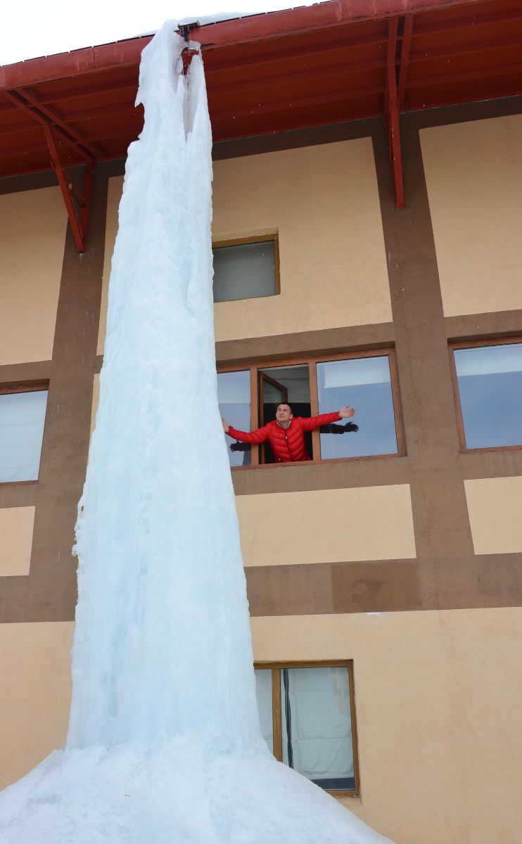 Damlaya damlaya buz dağım oldu