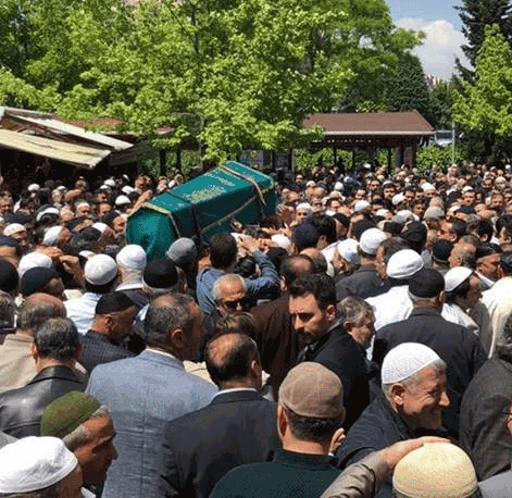 Adnan Ağabeyimizi dualarla uğurladık