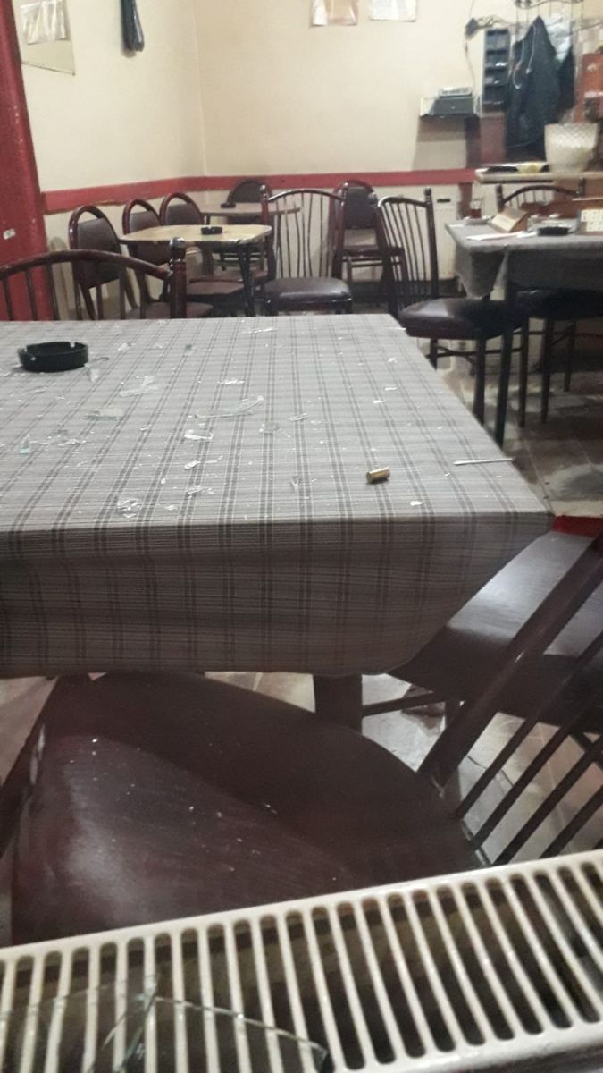 Kahvehanede silahlar konuştu, 3 yaralı