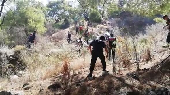 Babanın aldığı koku harekete geçirdi, JAK bölgeyi karış karış taradı