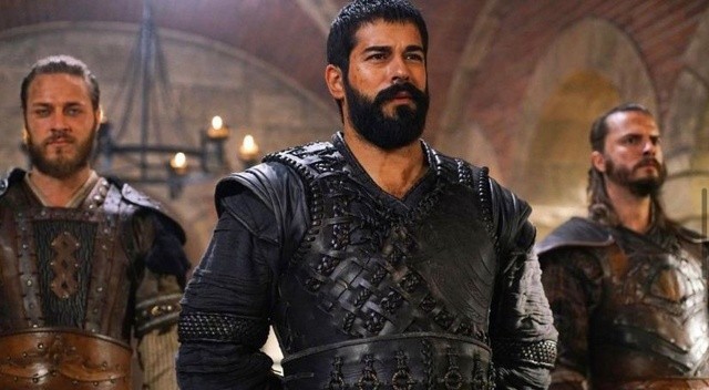 Hapis cezasıyla gündeme gelen Burak Özçivit’ten ilk açıklama geldi