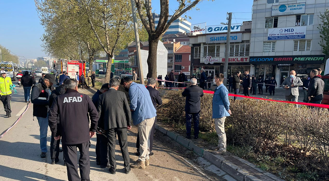 Bursa'da infaz koruma memurlarını taşıyan otobüste patlama