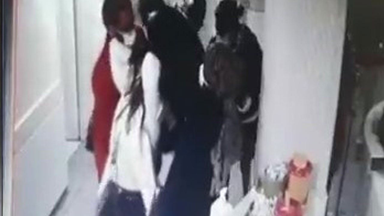 Pendik Devlet Hastanesinde doktora saldırı anı kamerada