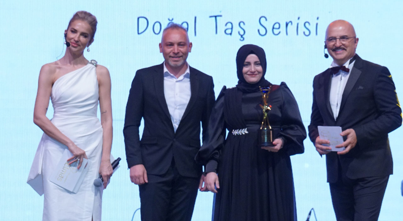 2. Uluslararası Elmas Ödülleri görkemli bir törenle sahiplerini buldu