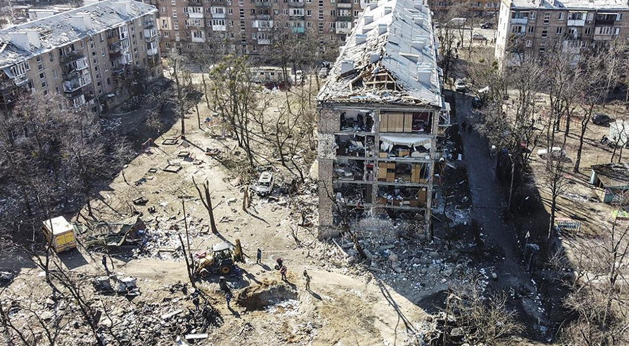 Ukraynalılar Kiev'e geri dönüyor: Rus ordusu püskültüldü