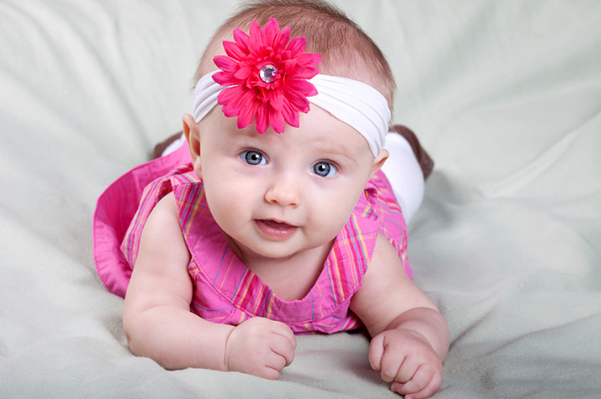 En güzel ve Modern kız Bebek isimleri ve Anlamları | Anlamlı Yeni Kız Bebek İsimleri